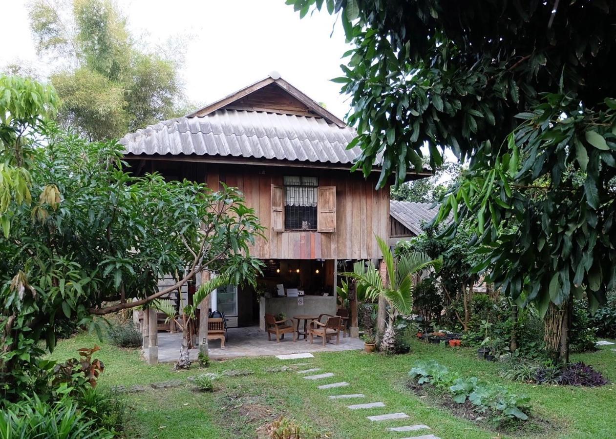 チエンマイ Lanna House Lanna Hut Chiangmai Bed & Breakfast エクステリア 写真